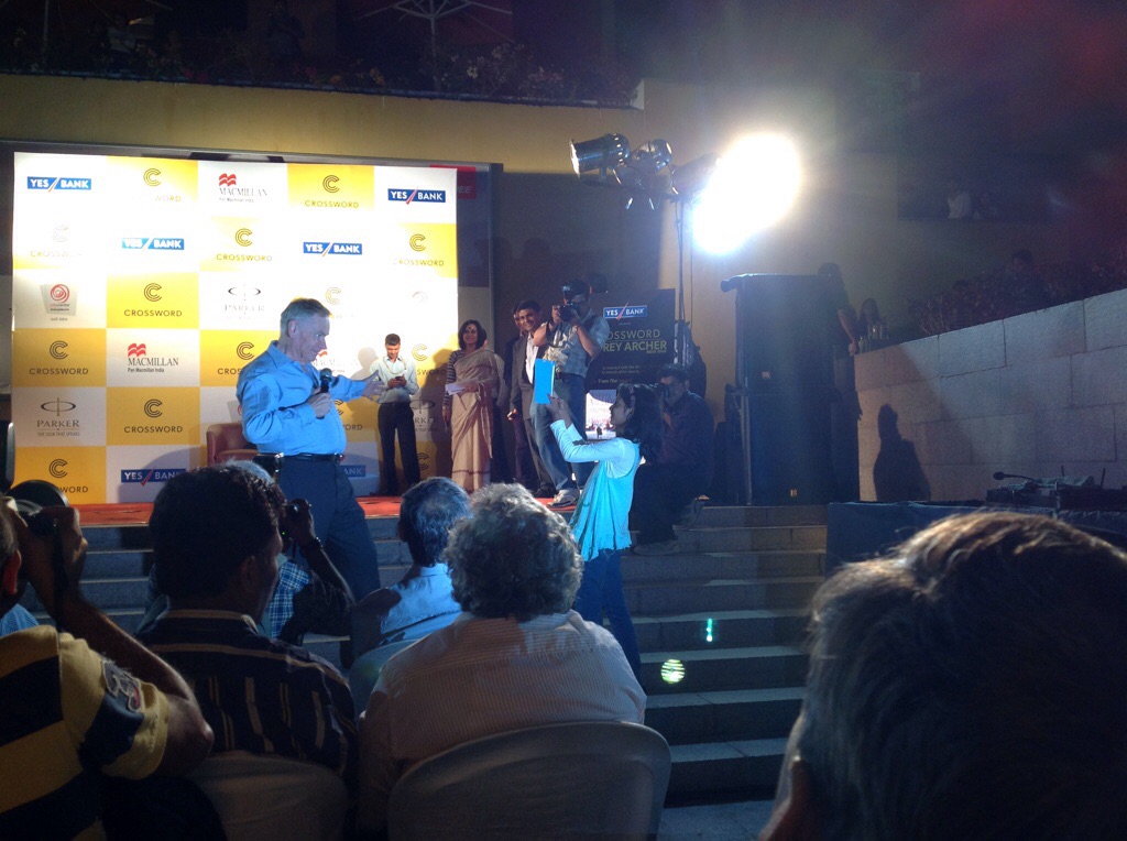 Archer invited 10-year-old Anumehaa Ghosh on stage, after he saw her trying to click a photograph from near the podium